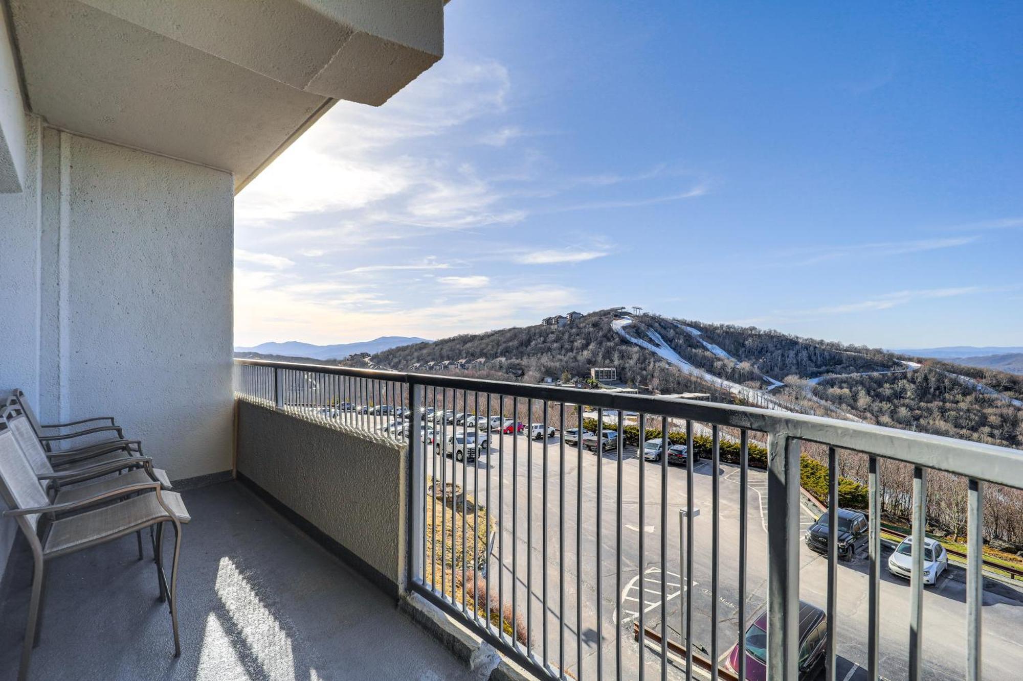 Cozy Sugar Mountain Condo With Pool, Walk To Slopes! Exterior photo